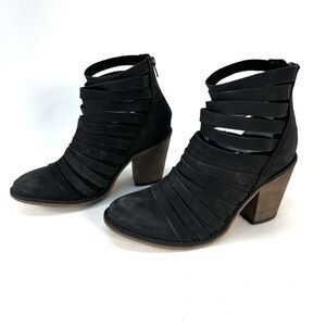 Free People Hybrid Ankle Bootie 38 US 8 Strappy Black Nubuck Leather Chunky Heel